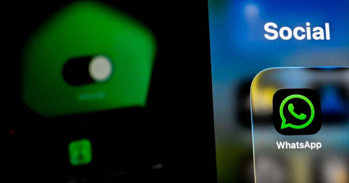 Russia targets WhatsApp as it pushes homegrown messenger app