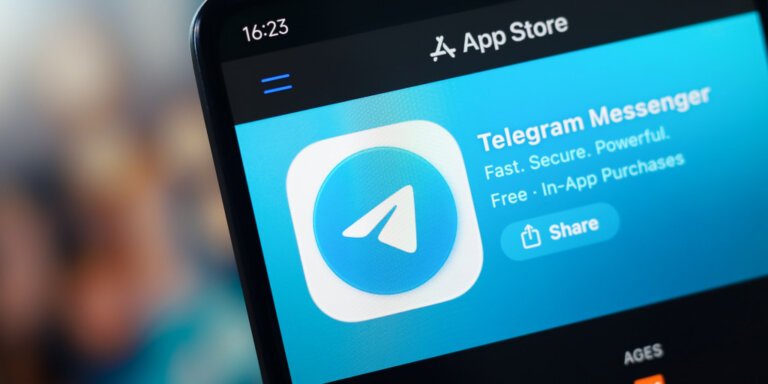 Russia is killing Telegram, its most popular messaging app, despite fears of pushback