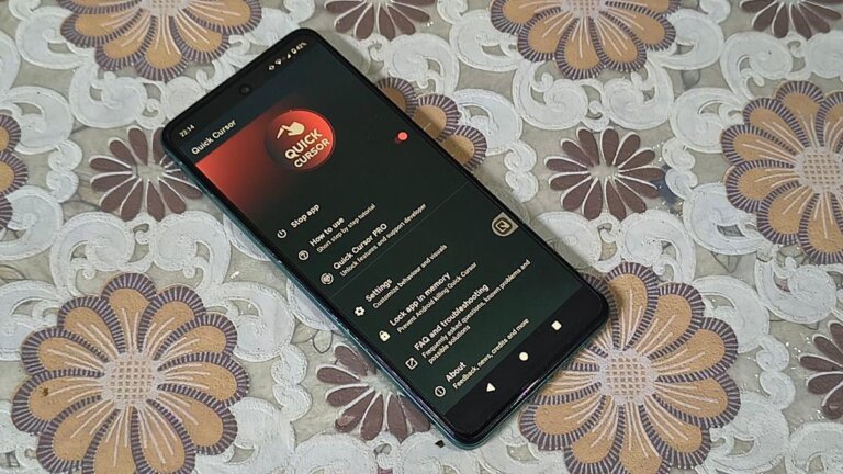 This app made me hate today's giant Android smartphones a little less