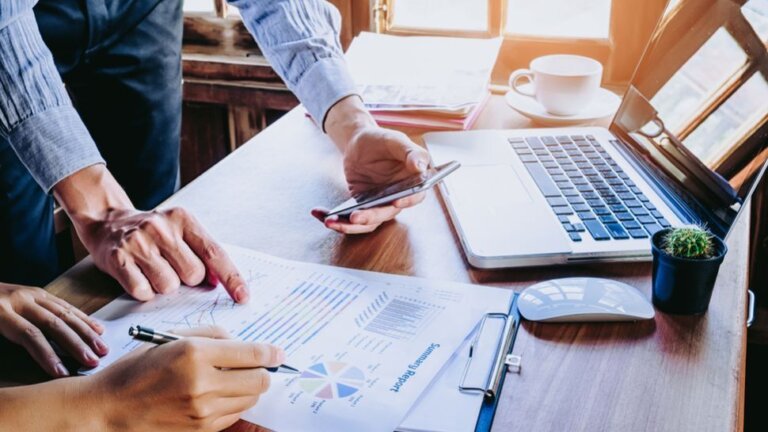 This tax-themed malvertising attack can blind security software before it arrives — and then unleashes ransomware