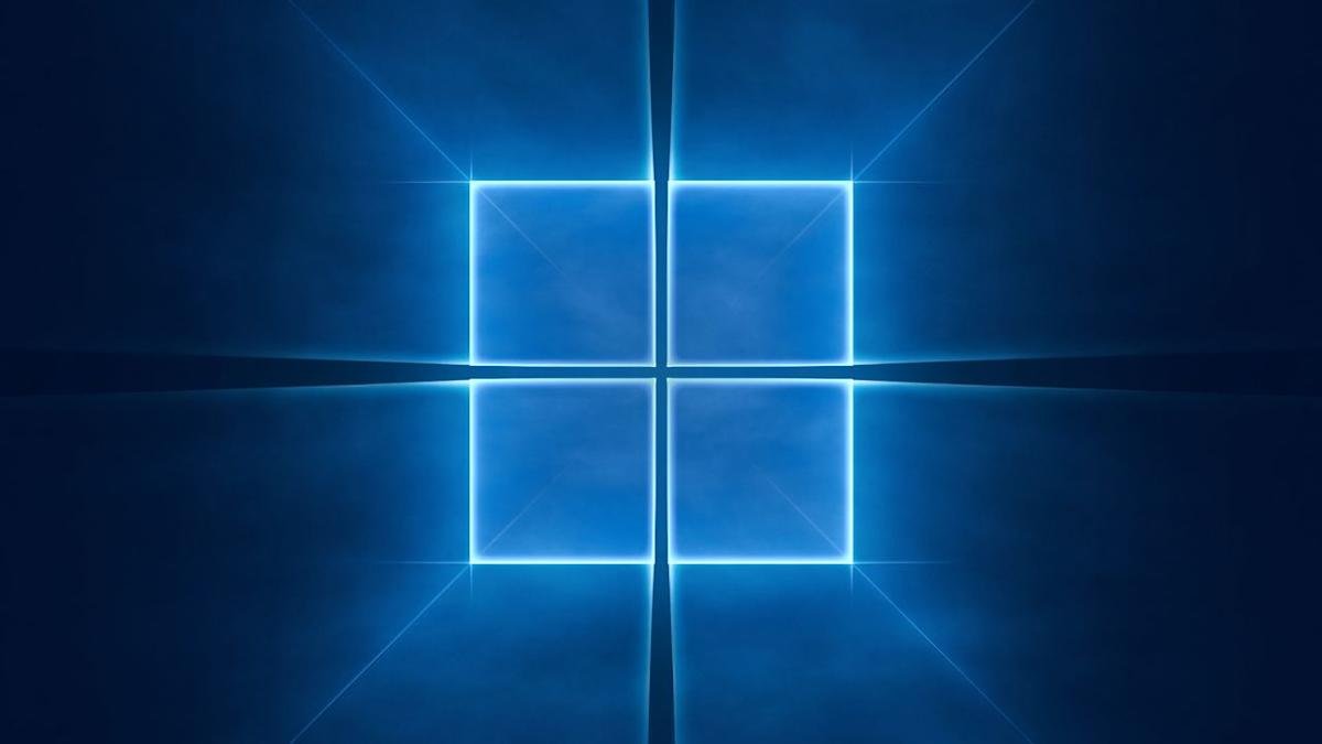 Windows 11 meets the iconic Windows 10 "Hero" in this new mashup