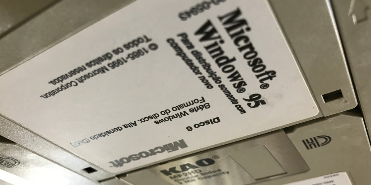 Windows 95 let installers trash its files then fixed the mess behind their backs