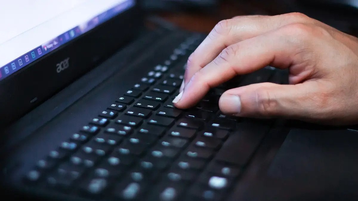 Everywhen issues six checks to spot unsafe websites