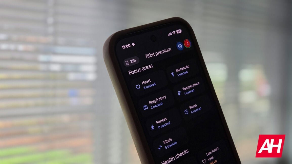 Fitbit food logging and other new app features start going live