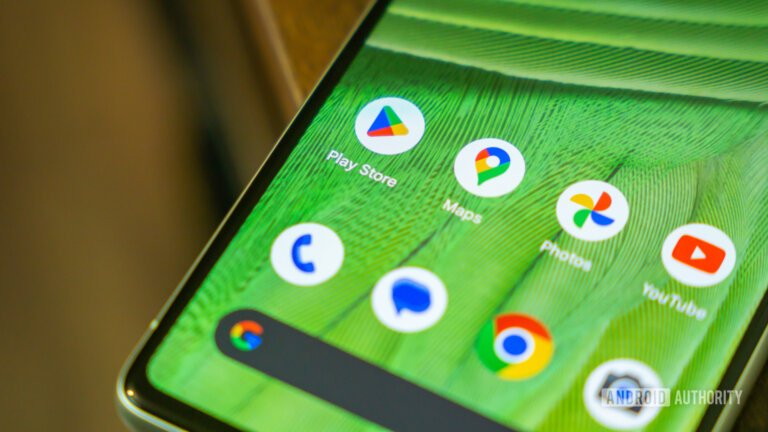 Google Play Store now lets you dig through app reviews for real answers