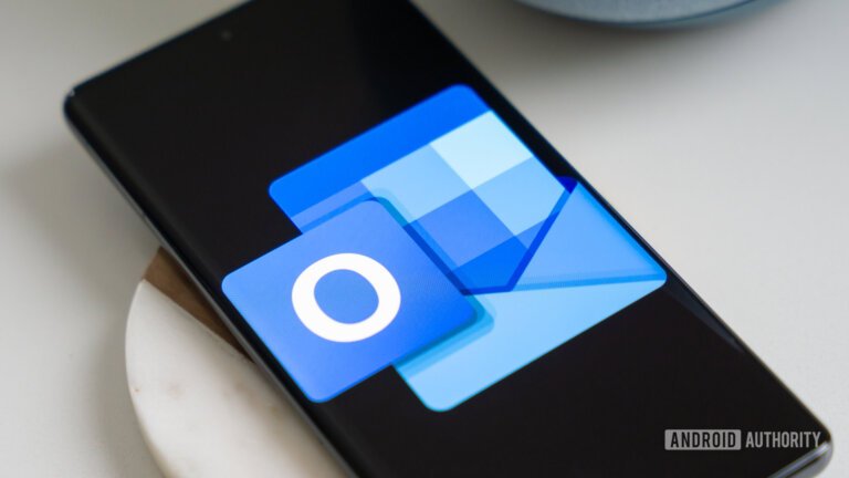 Microsoft's lightweight email app is shutting down soon