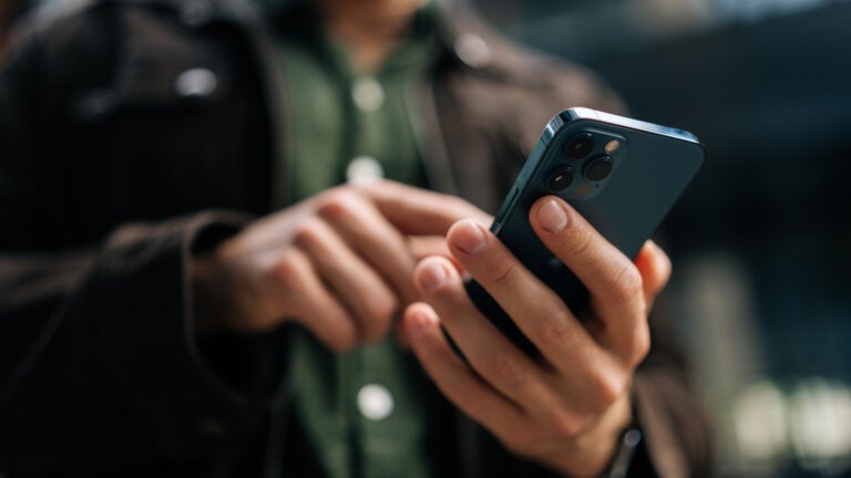 The FBI Warns That Foreign Cybercriminals Have Targeted Messaging App Users