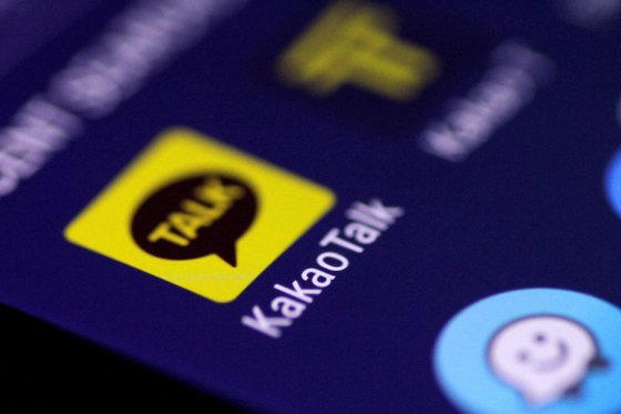 Why is Korean chatting app KakaoTalk suddenly surging in Russia