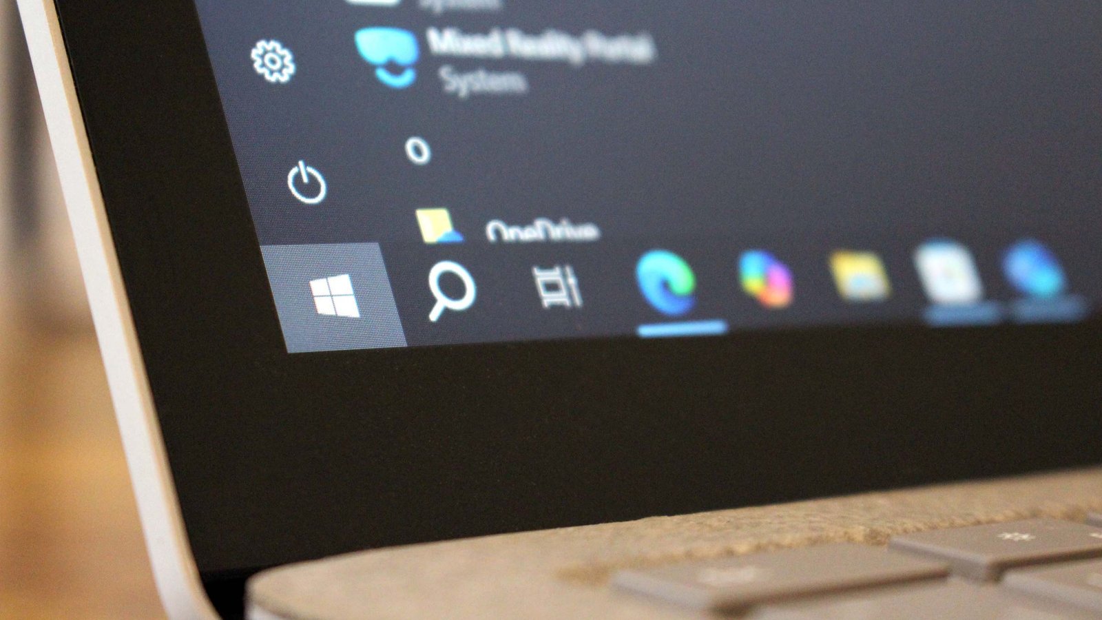 HP’s Windows 10 holdouts show just how hard Microsoft’s Windows 11 upgrade push really is