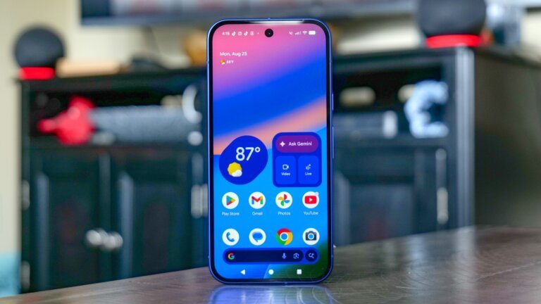 I discovered a hidden Android feature that shows which apps are watching me