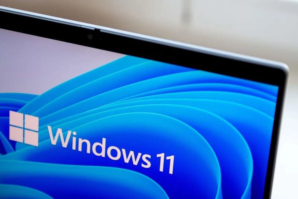 This tool lets you purge Windows 11 of all AI bloat features