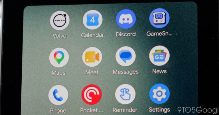 Android Auto has suddenly lost its Facebook Messenger app