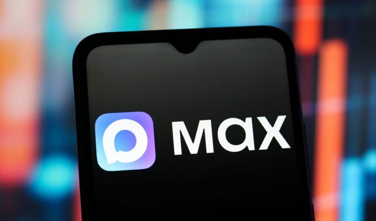 Apple removed messenger "Max" from the App Store due to sanctions