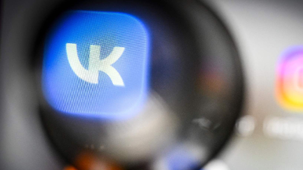Apple removes apps of Russian social media giant VK from App Store without notice