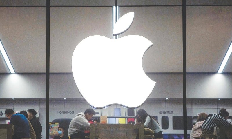 Apple removes Russian messenger from App Store