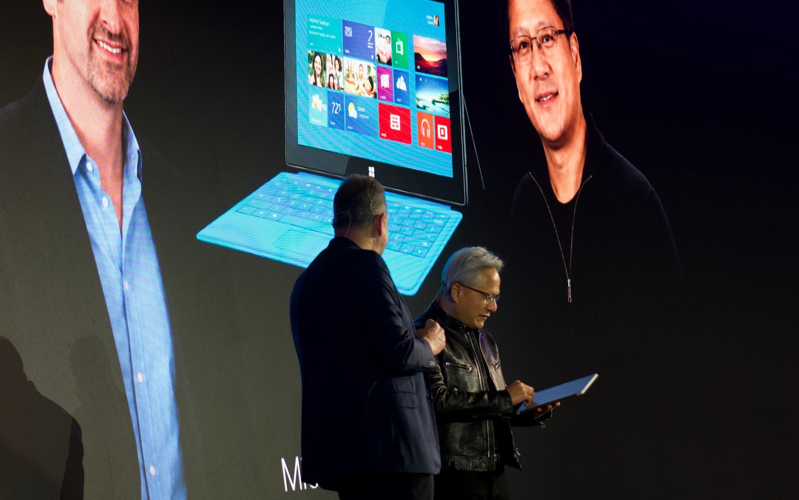 ARM CEO gifts Nvidia CEO Huang with historic Windows-ARM device
