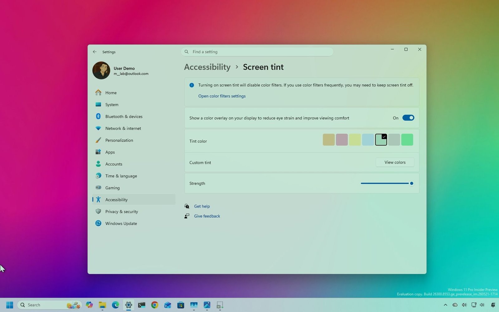 I took a look at Windows 11’s new eye‑strain reduction feature called 'Screen tint'