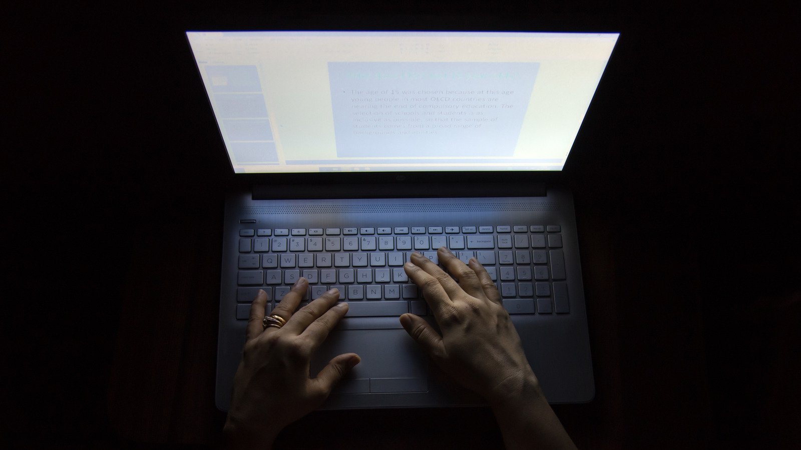 The Useful Feature That Isn't Enabled By Default On Your Windows 11 Laptop