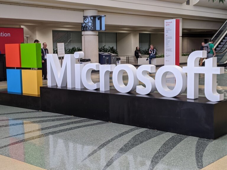 With Intelligent Terminal, Microsoft is reinventing the Windows terminal
