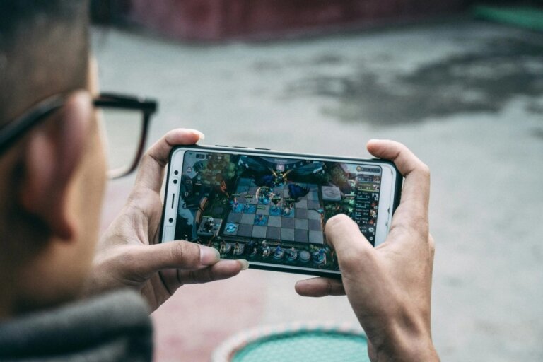 Do You Need a Gaming Phone for Android Games? Find Out!