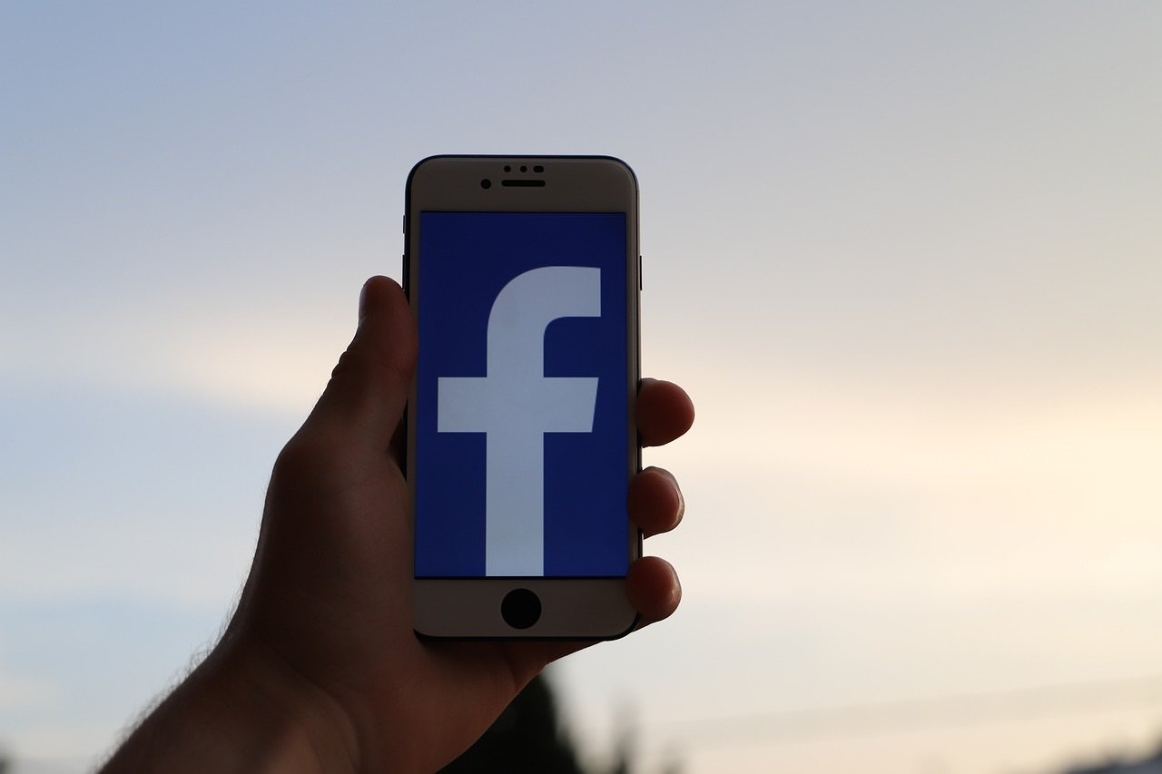 Is Facebook Messenger Down Right Now? Here's the Latest on Today's Wider Meta Outage Reports Across Platforms