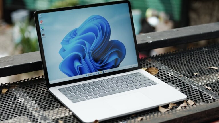 Microsoft Just Patched a Record 570 Flaws in Windows