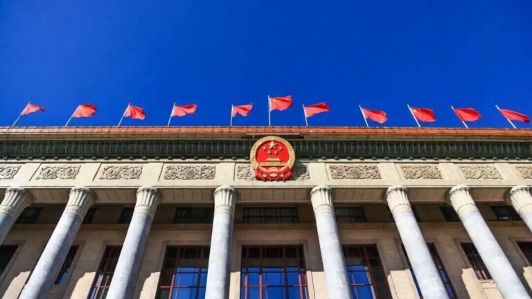 China orders state agencies to uninstall Microsoft Windows: Report | Local Linux makers shares rose following report