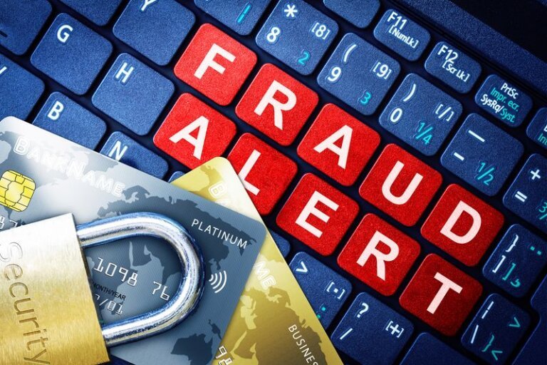 Home Ministry alerts about rise in financial frauds through malicious Android apps