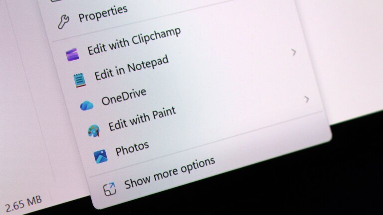 I tried Windows 11's new customizable context menus, and they're a major improvement: Microsoft will let you restore Windows 10 style vertical layout for primary actions and more