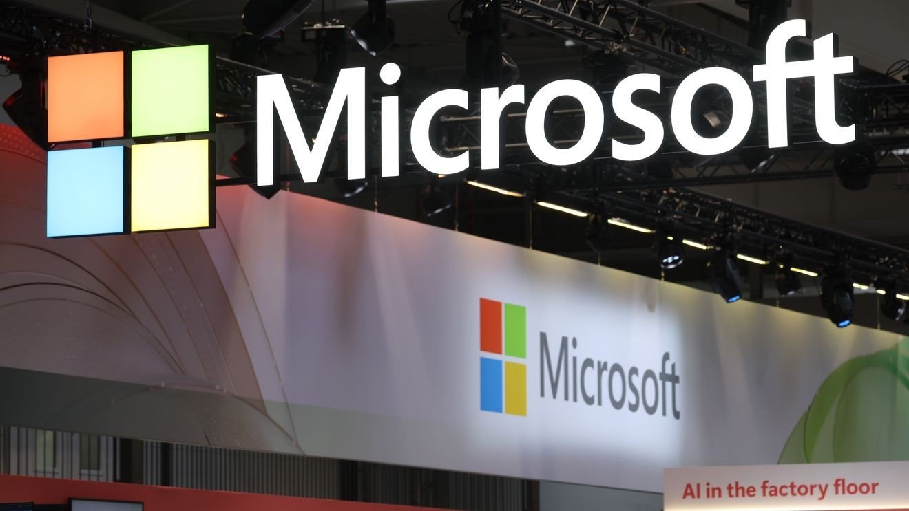 Microsoft warns Windows PC users of Russian hackers on hotel WiFi