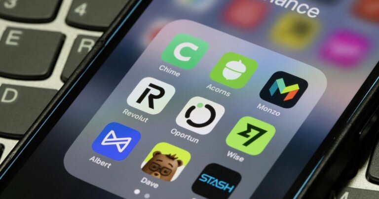 Monzo users reporting issues with the online banking app