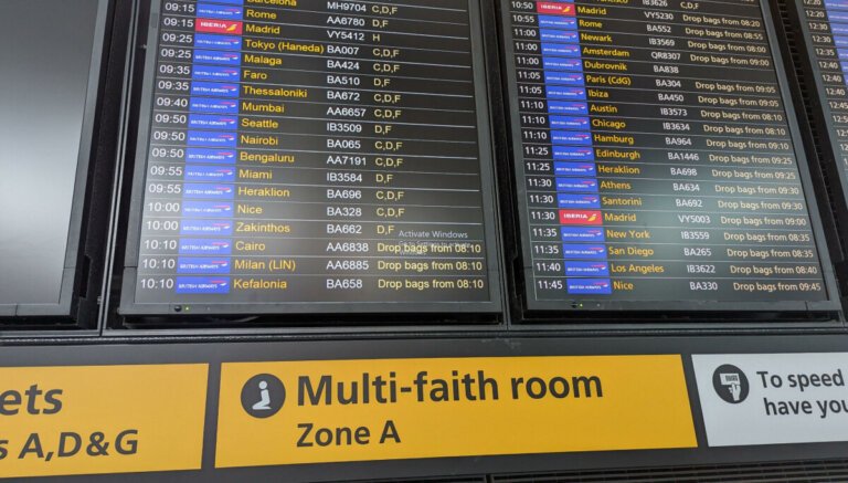 Unexpected item in the bagging area as Windows Activation error pops up at check-in