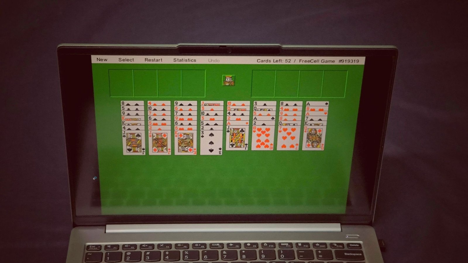 Why Windows stopped including fun games like Minesweeper, Solitaire, and Pinball