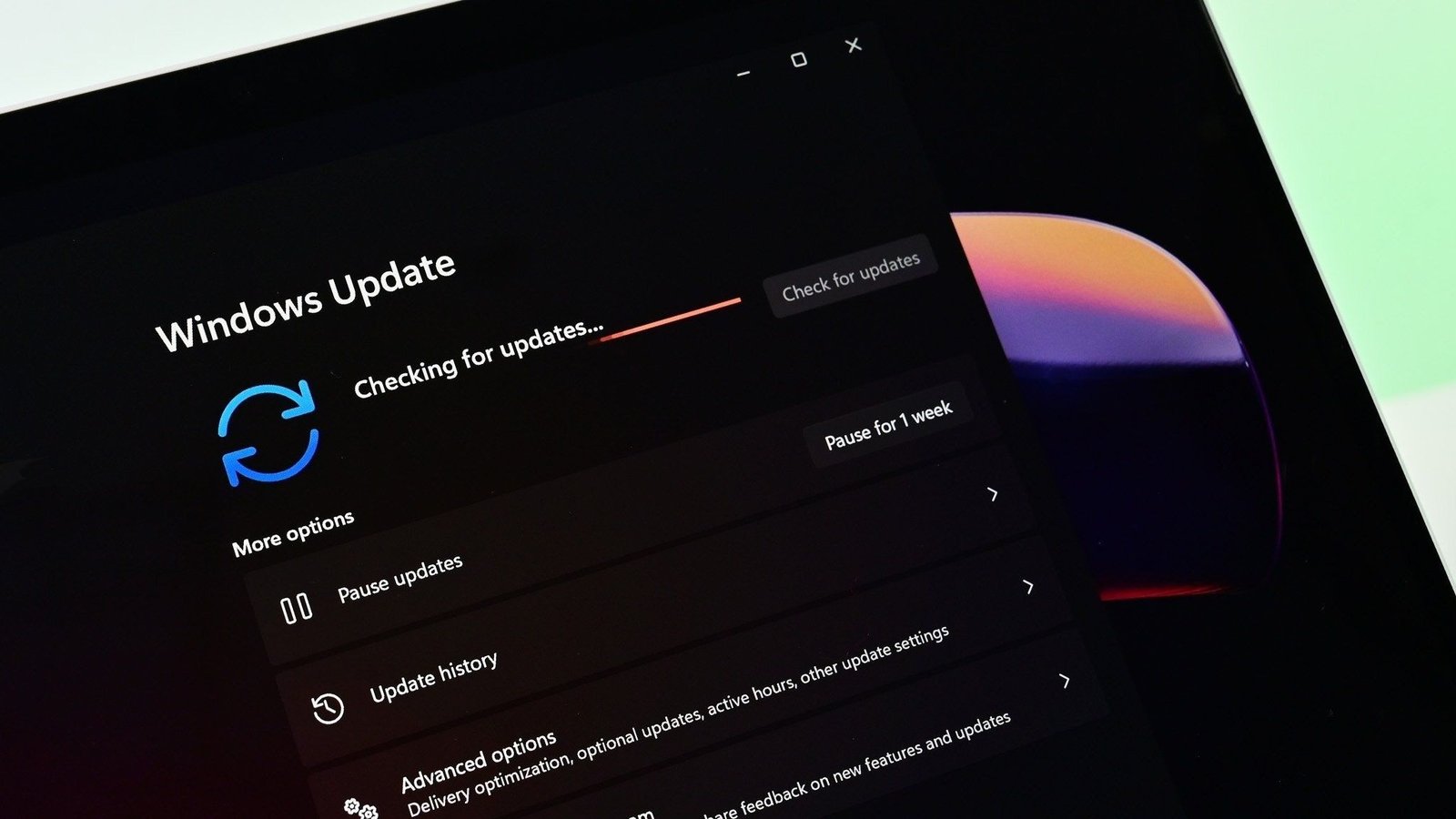 Windows Insiders have one week to update their PCs, or else