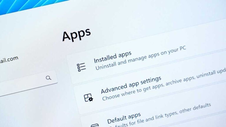 Windows on Arm just hit 7,000 compatible apps. It's still not enough