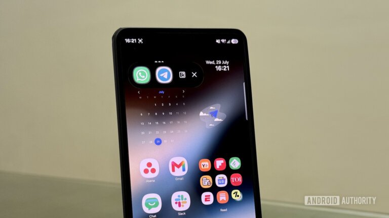 Your Samsung phone already has something better than Android 17 App Bubbles — here’s how to use it