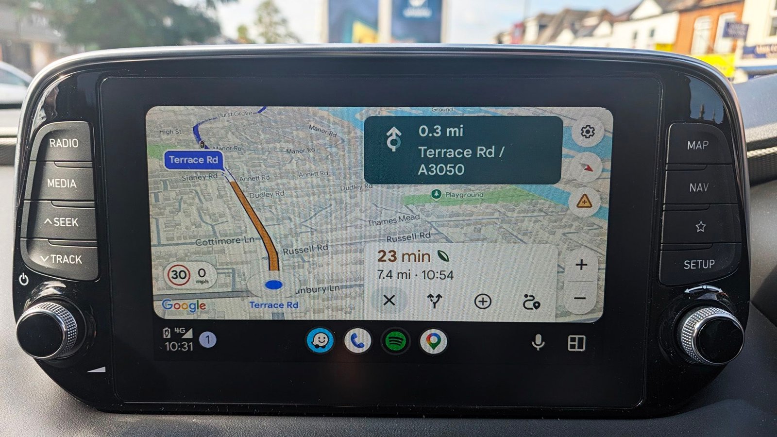Android Auto's most requested Google Maps feature arrived then disappeared again