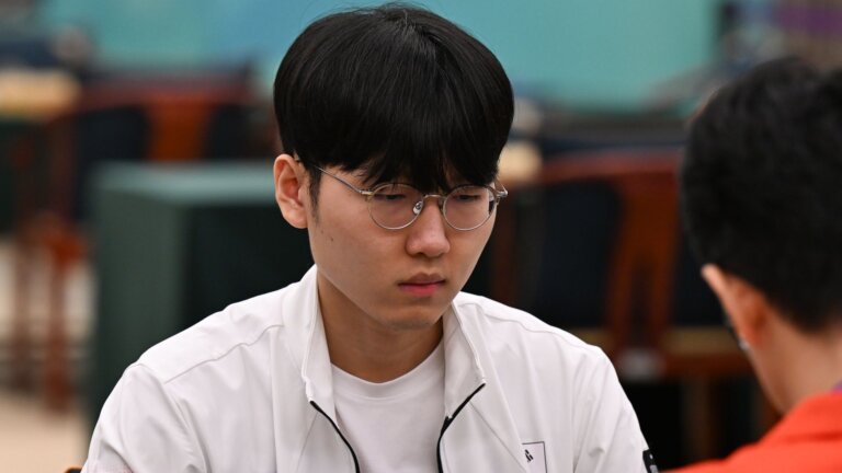 Go grandmaster becomes first human to win series against advanced AI engine in 3-hour match