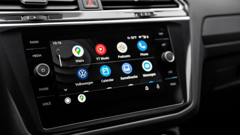 Google Maps Just Got A Useful New Traffic Lights Feature On Android Auto