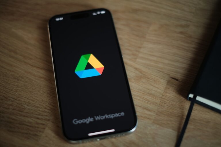 Google opens Android beta testing for Google Drive
