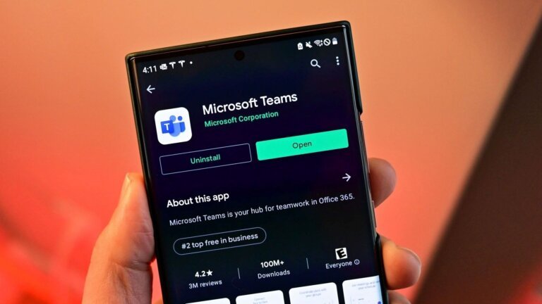 Microsoft is finally making it easier to mute Teams without hiding from your boss