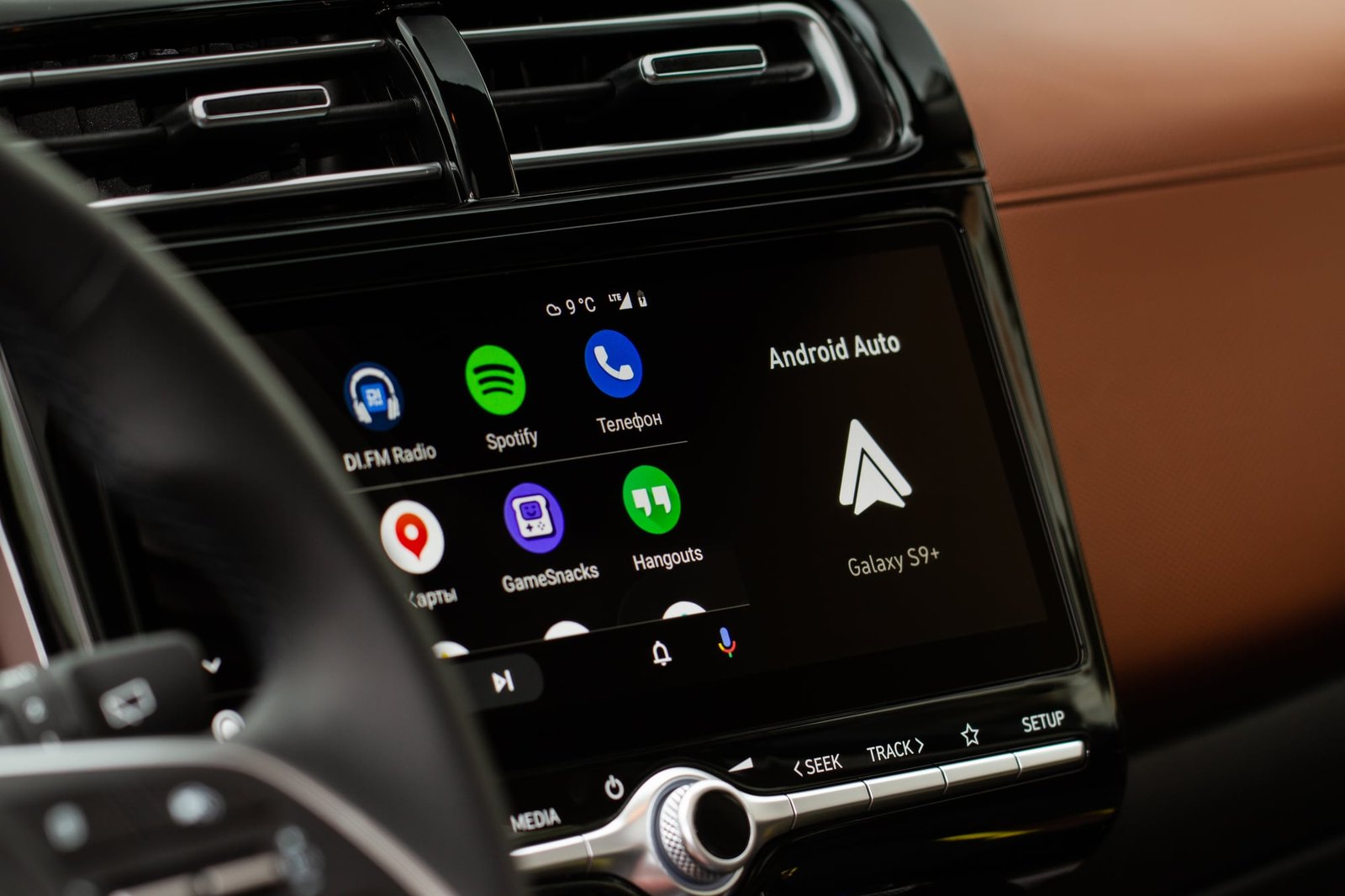 Android Auto 17.7 Is Here: Here's What the Update Really Brings
