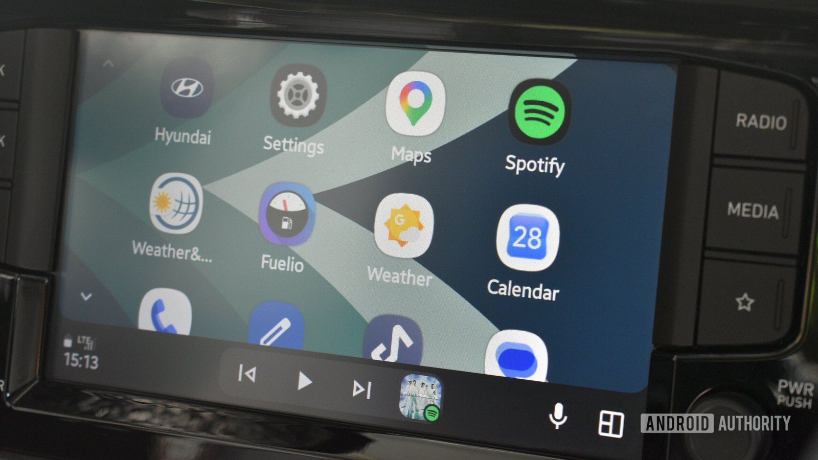 Android Auto’s weather experience is broken, and a raccoon meme isn’t going to fix it