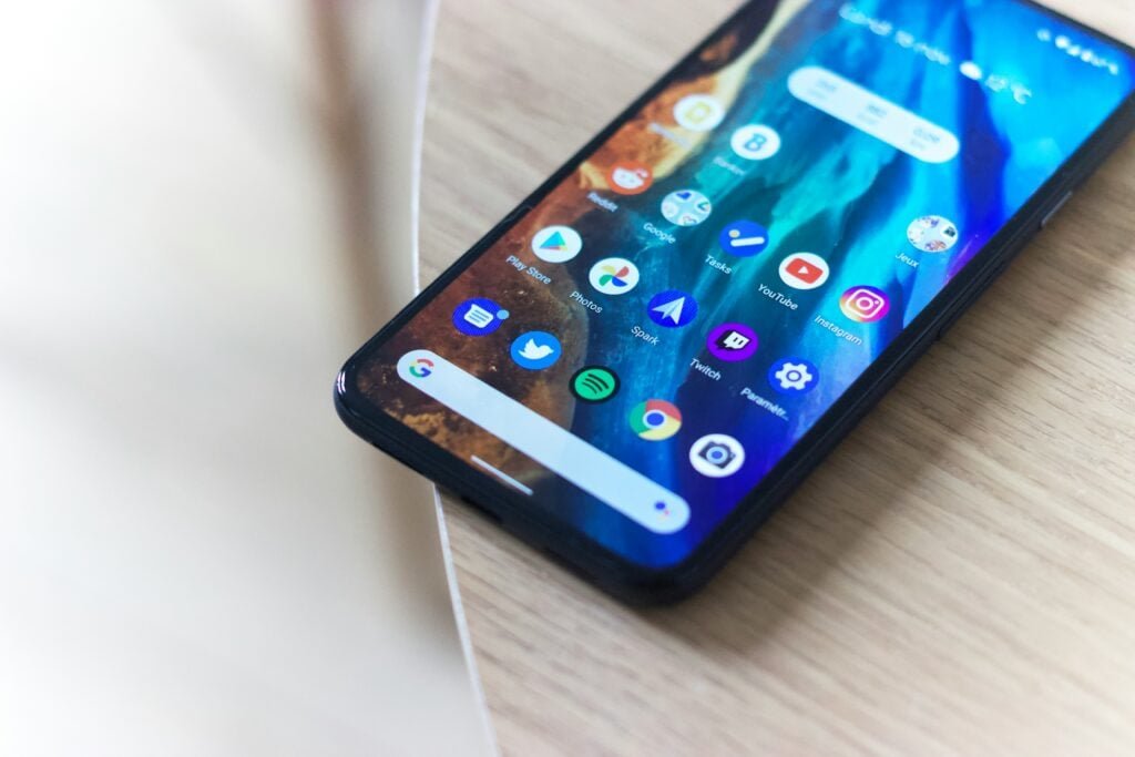Experts warn cheap Android phones are shipping with malware