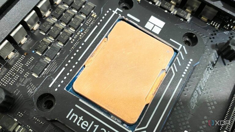 Intel's 12th Gen CPUs have become the Windows 10 of PC hardware, and nobody is in a hurry to leave