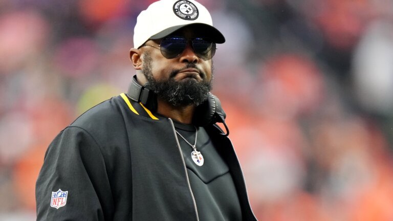 'Minecraft' Expert Mike Tomlin Suspects He's Autistic