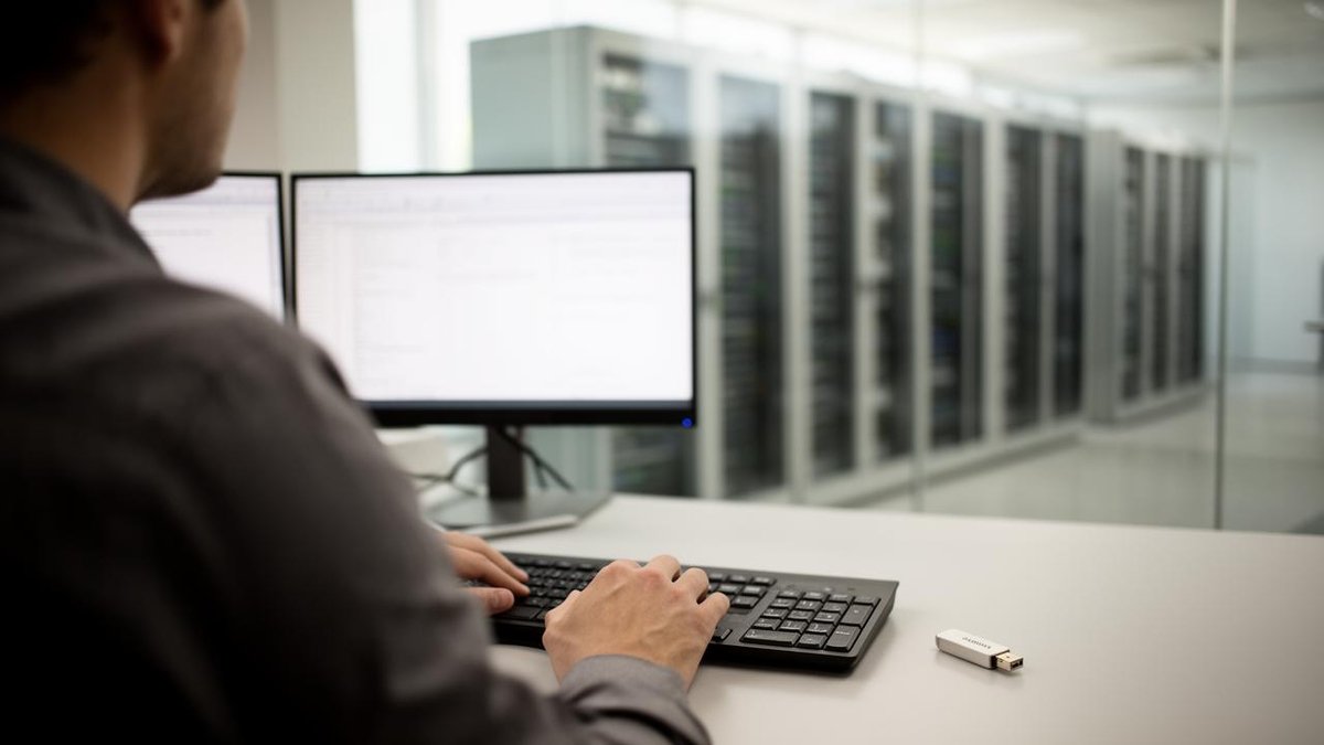 Windows 11 Auto-Recovery: Cloud Repair Off by Default on Corporate Devices, Forcing IT Departments to Weigh the Pros and Cons